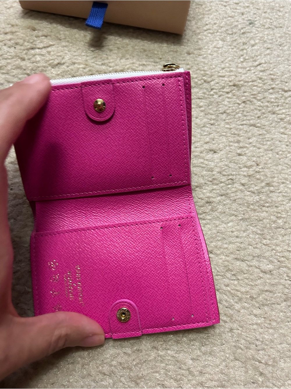 AUTHENTIC NWOT LOUIS VUITTON MURAKAMI LISA wallet. - Picture 14 of 16